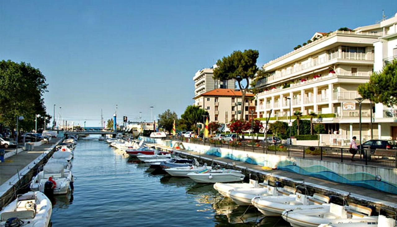 Mansarda Cannes Riccione Kültér fotó