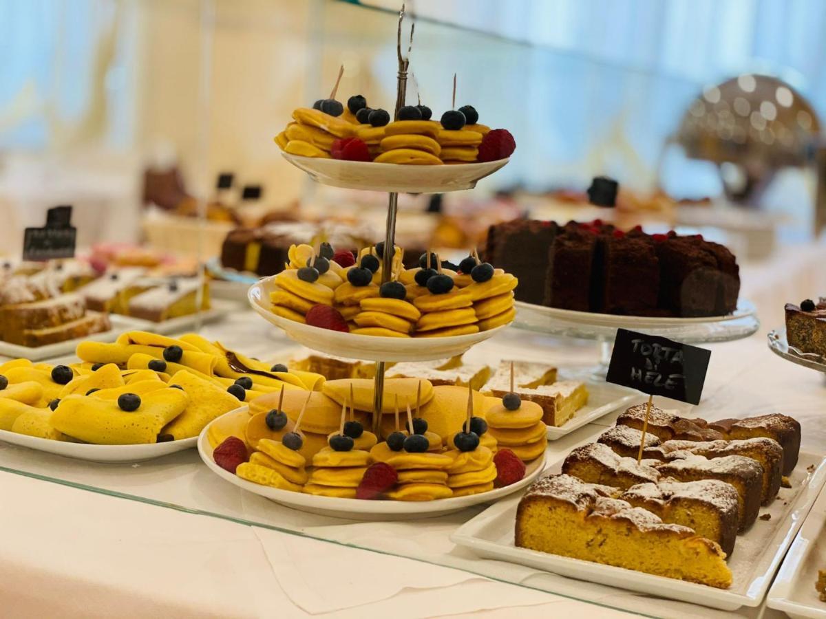 Mansarda Cannes Riccione Kültér fotó